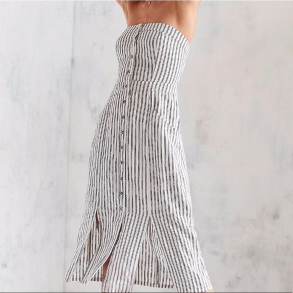 BDG Dresses & Skirts - BDG: Midi Dress - Size 2